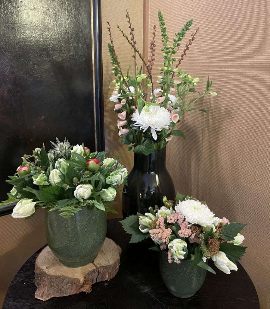 Corporate flowers for Relais Hotel